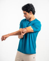 DCYPHR Men`s AUSM5X™ Raglan Tee- Atlantic Green