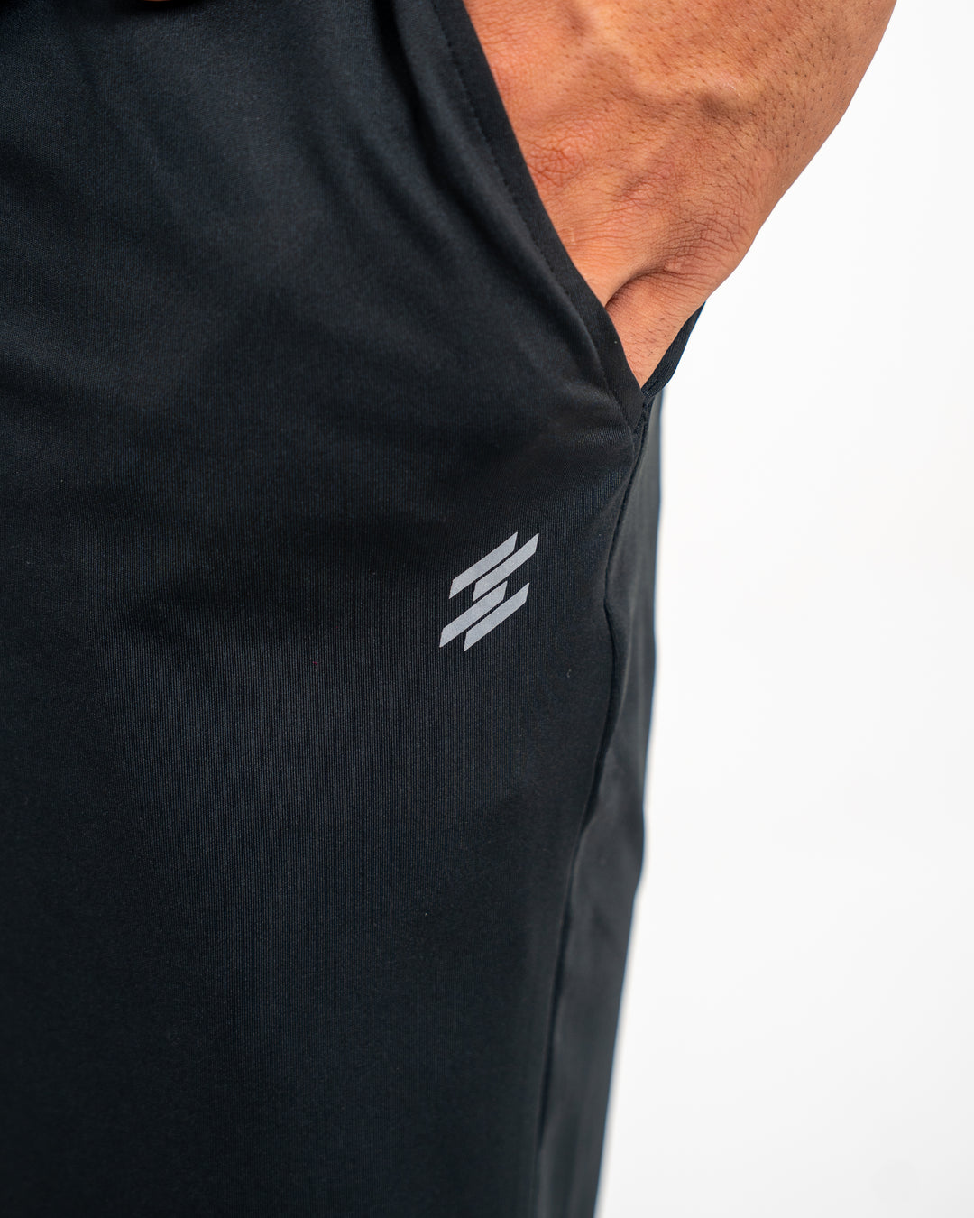 DCYPHR Men`s AUSM5X™ TrainFlex Shorts- Dark Night
