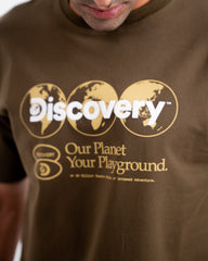 DISCOVERY Men`s Planet Playground Graphic Tee - Thatch Green