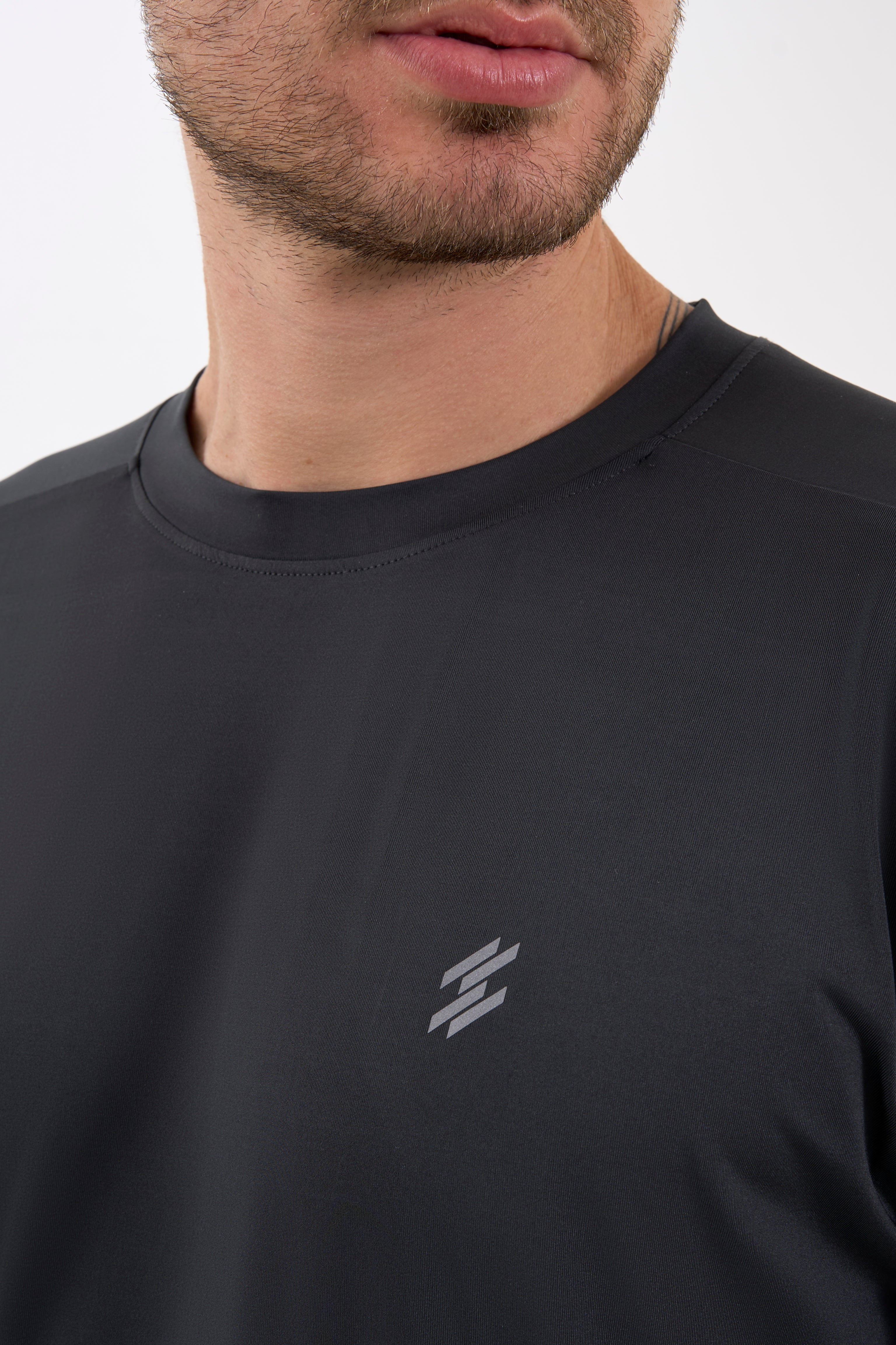DCYPHR Men's AUSM5X™ Raglan Tee-Dark Night