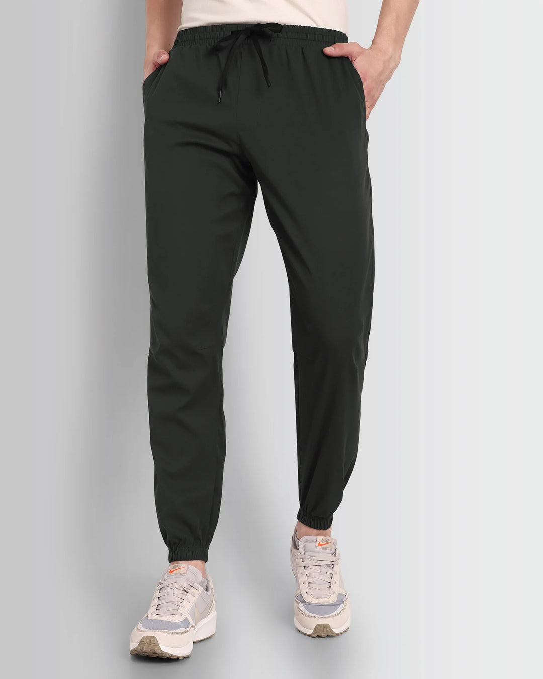 Expedition Joggers - Black