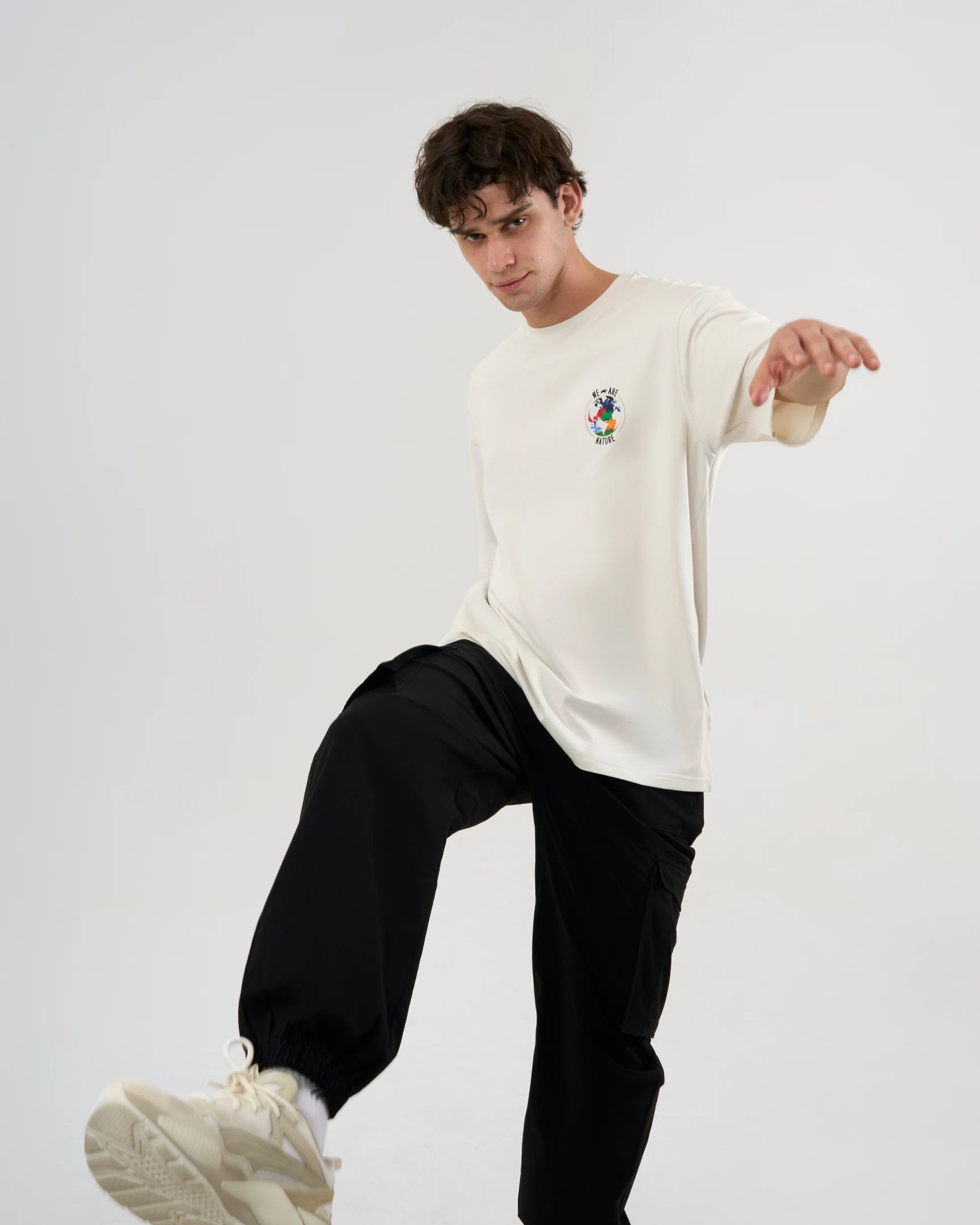 DISCOVERY Men's We Are Nature Graphic Tee-Off-white
