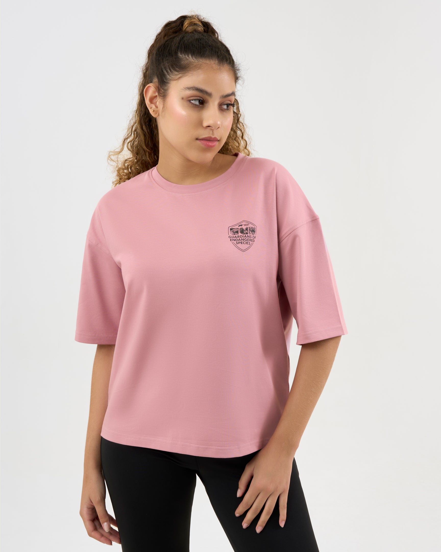 DISCOVERY Women's Snow Leopard Graphic Tee-Dusk Pink