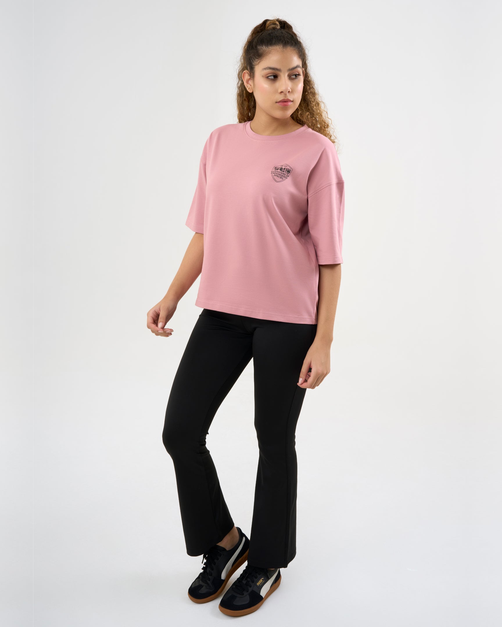 DISCOVERY Women's Snow Leopard Graphic Tee-Dusk Pink