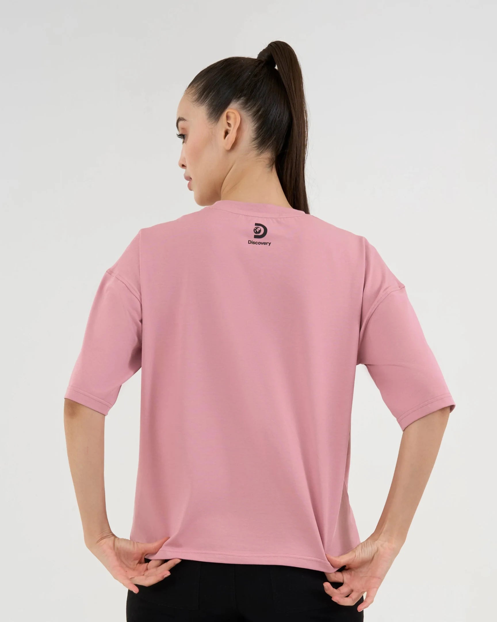 DCYPHR DISCOVERY Women's Explore the world Graphic Tee-Dusk Pink