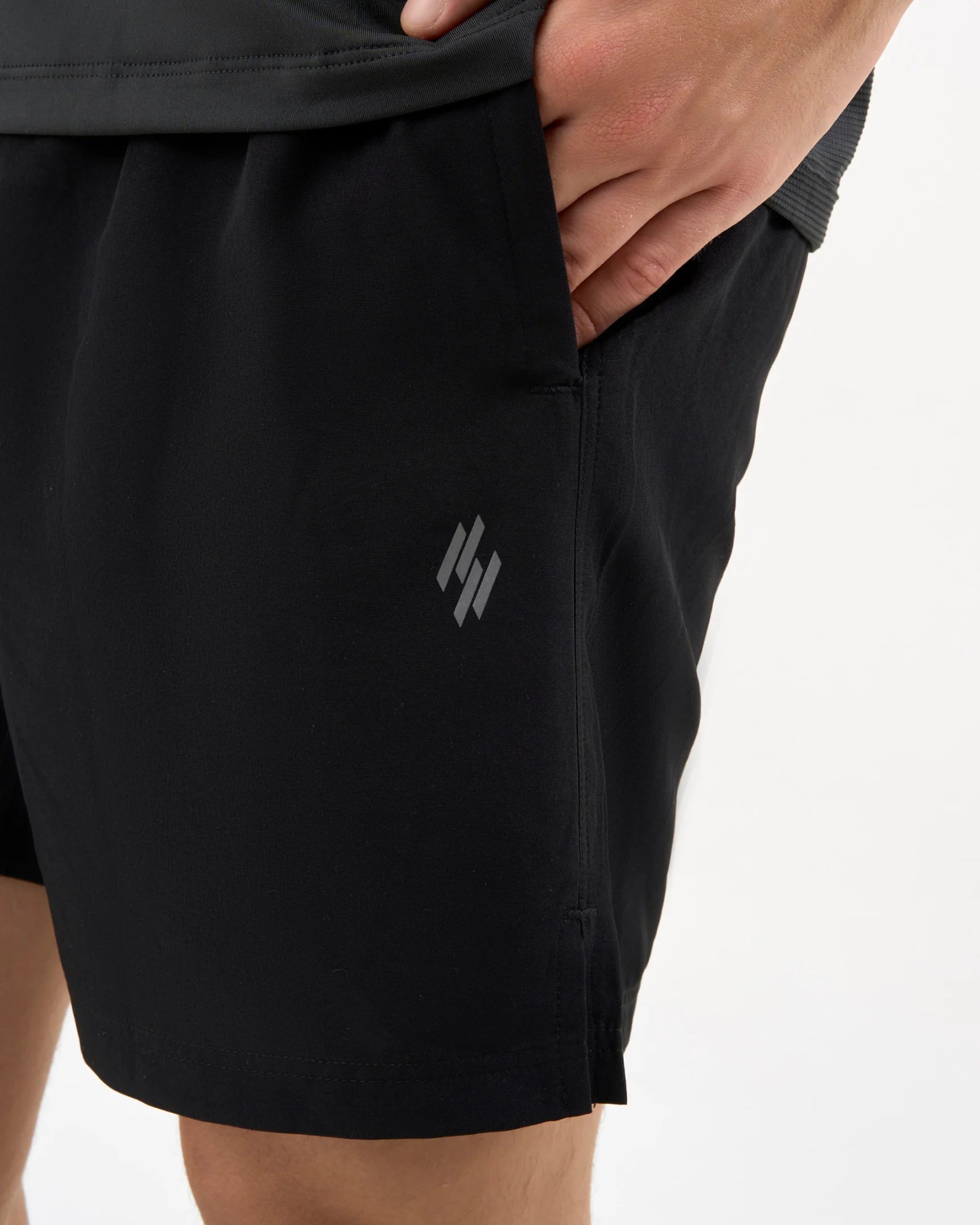 DCYPHR Men's AUSM5X™ Shorts - Black