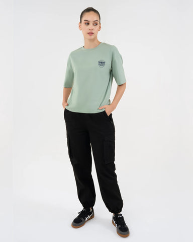 DISCOVERY Women's Blue Whale Graphic Tee-Ice Green