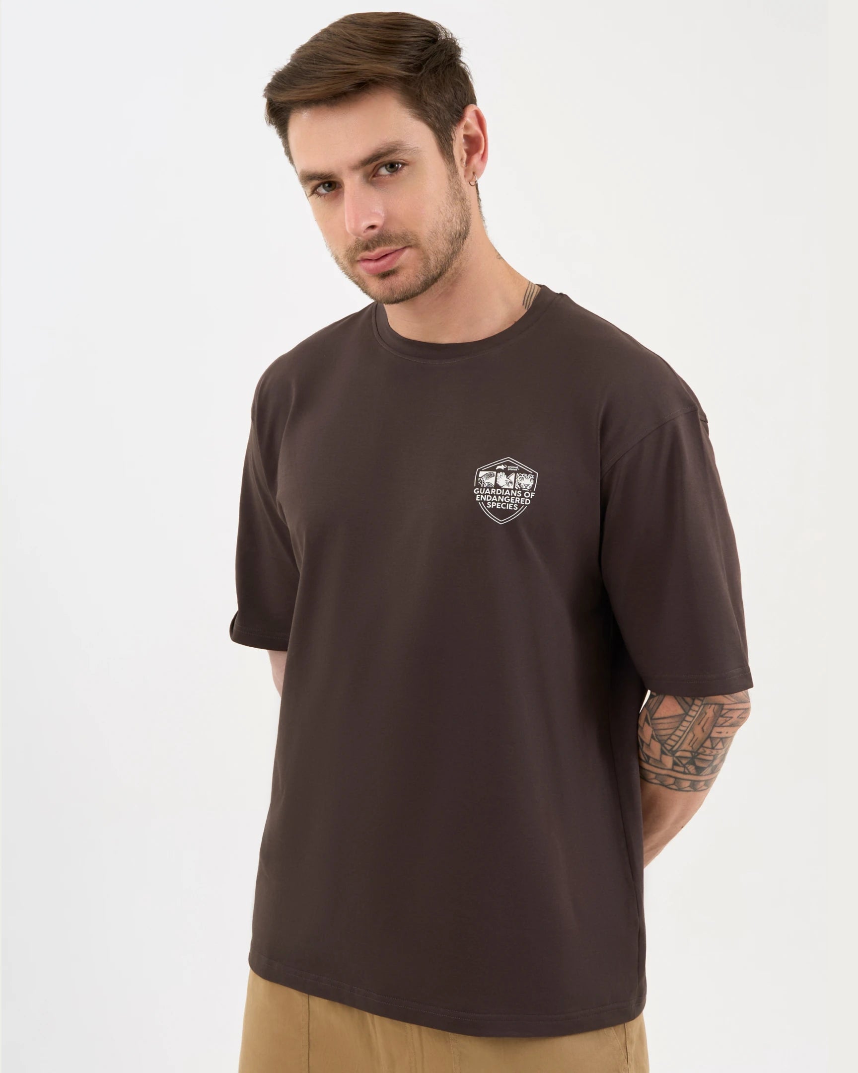 DISCOVERY Men's Jaguar Graphic Tee -Truffle